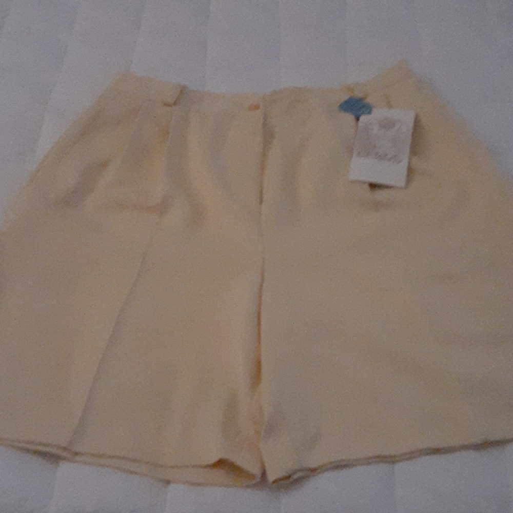 Ladies Bermuda Shorts